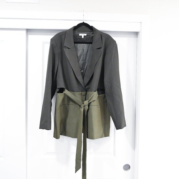 Good American Size 2XL Color Block Side Slit Two Tone Blazer in Olive Green - Picture 14 of 15